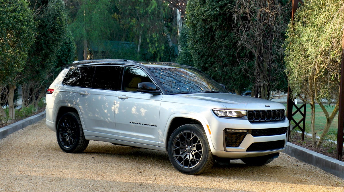 Jeep Grand Cherokee L: Is a Four-Cylinder Enough?